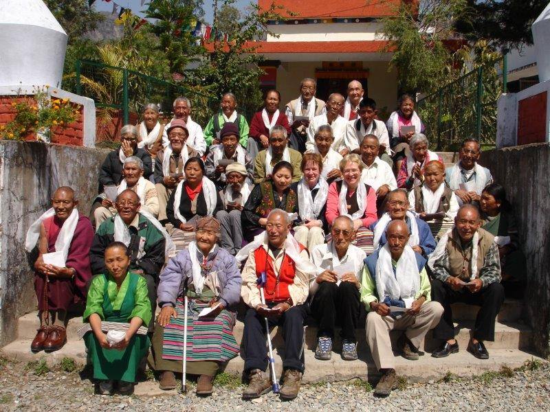 Senioren im Altenheim Indien
